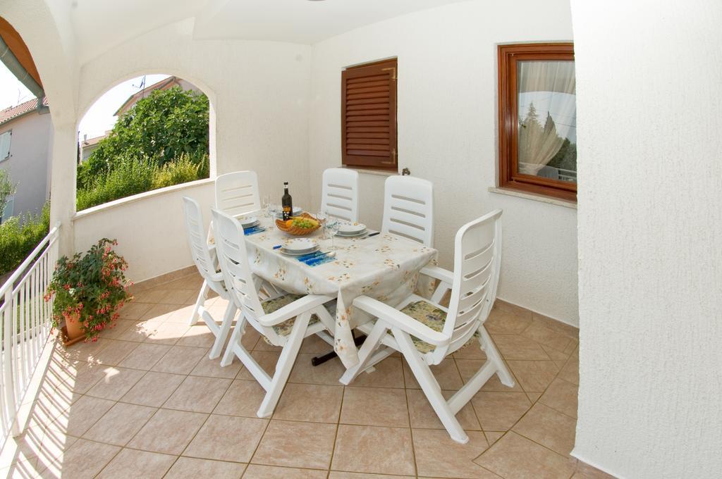 Holiday Home Magnolia Tar-Vabriga Quarto foto